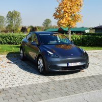 Tesla Model Y Long Range Dual Motor All-Wheel Drive