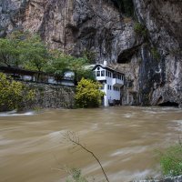Rijeka Buna poplavila ugostiteljske objekte u Blagaju