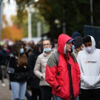 Velike gužve za cijepljenje na Zagrebačkom Velesajmu