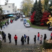 Velike gužve za cijepljenje na Zagrebačkom Velesajmu