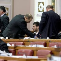 Saborska straža izbacila Ivana Pernara iz sabornice (1)