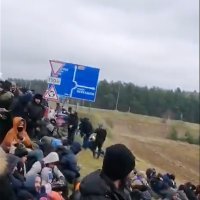 Migranti pokušavaju probiti kordon na granici Poljske i Bjelorusije