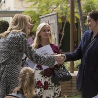 Premijera nove HBO serije Male lazi (1)