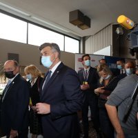 Opatija: Premijer Plenković dao izjavu nakon konferencije Hrvatskog društva ekonomista