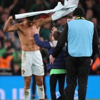 Cristiano Ronaldo i curica, Dublin, Irska - Portugal, 11.11.2021.