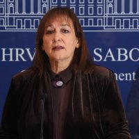 Dubravka Šuica i Marijana Petir održale konferenciju za medije