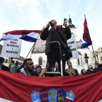 Prosvjed protiv covid potvrda u Zagrebu