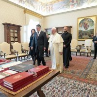 Zoran i Sanja Milanović kod pape Franje