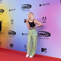 Zsa Zsa na crvenom tepihu MTV EMA nagrada