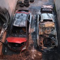 Izgorjela dva auta u Vrapčanskoj ulici u Zagrebu