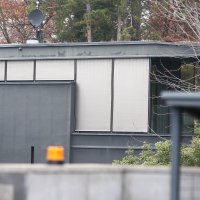 Anto Nobilo ispred kuće Piruške Canjuge