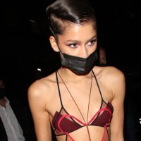 Zendaya u haljini Nensi Dojaka