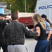 Split: Policijska intervencija prilikom uklanjanja kioska na Rivi 5. listopada