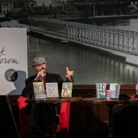 Damir Karakaš na pulskom sajmu knjiga