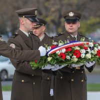 Pripreme za polaganje vijenaca na Spomenik domovini