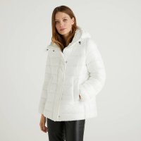 Benetton - 749,00kn-524,30kn.