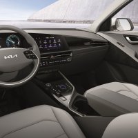 Potpuno novi Kia Niro