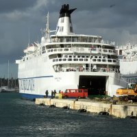 Izvlačenje kamiona iz mora