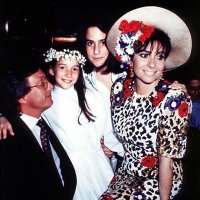 Alessandra Gucci s roditeljima i sestrom