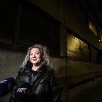 Prosvjed majki odgajateljica ispred stana gradonačelnika Tomaševića