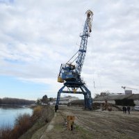 Luka Tranzit za Dan grada Osijeka poklonila Osječanima lučku dizalicu