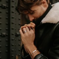 Vlaho Arbulic x Karat jewelry