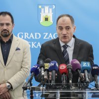 Slaven Dobrović, Igor Peternel