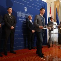 Konferencija za medije Mosta i Domovinskog pokreta