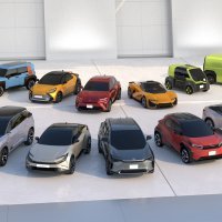 Toyota predstavila strategiju o BEV vozilima