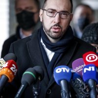 Tomislav Tomašević sa suradnicima otvorio izdvojenu post-COVID polikliniku Specijalne bolnice za plućne bolesti