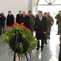 Predsjednik Milanović posjetio Vojarnu 7. gardijske brigade Puma u Varaždinu