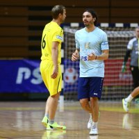 Polufinalna utamica malonogometnog turnira 'Četiri kafića', Kauri - Camel