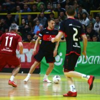 Polufinalna utamica malonogometnog turnira 'Četiri kafića', Vivas - Antique