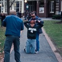 Film 'Ne gledaj gore'