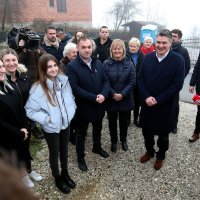 Milanović posjetio je obitelj Norković u Novom Selu Glinskom