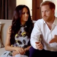 Meghan Markle u Oscara de la Renta haljini bez rukava