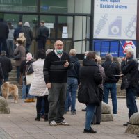 Karlovac: Veliki interes građana za cijepljenje protiv covida-19