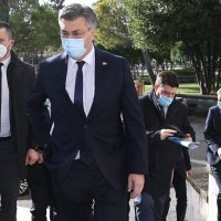 Andrej Plenković susreo se sa splitskim gradonačelnikom Ivicom Puljkom