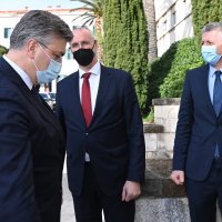 Andrej Plenković susreo se sa splitskim gradonačelnikom Ivicom Puljkom