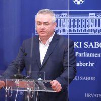 Klub zastupnika Socijaldemokrata o temi "Prijeti li hrvatskim građanima dužničko ropstvo..."
