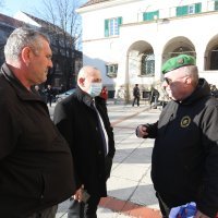 Andrej Plenković i Gordan Jandroković na misi povodom 30. obljetnice priznanja Hrvatske