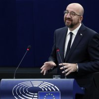 Komemoracija povodom smrti Davida Sassolija