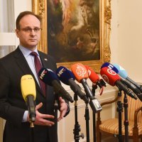 Zagreb: Predstojnik Ureda premijera Zvonimir Frka Petešić dao je izjavu o obnovi stana