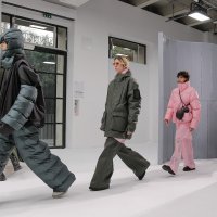 Modna revija brenda Rains