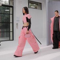 Modna revija brenda Rains