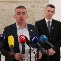 Zagreb: Penava i Mlinarić o aktualnoj političkoj situaciji u Hrvatskoj