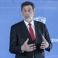 Ministar Radovan Fuchs komentirao novu mjeru testiranja učenika