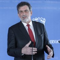 Ministar Radovan Fuchs komentirao novu mjeru testiranja učenika