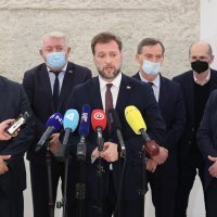 Mario Banožić i Franko Vidović nakon sjednice saborskog Odbora za obranu dali su izjave za medije