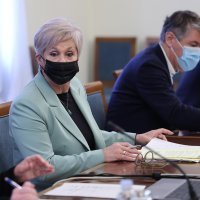 Guverner Boris Vujčić odgovarao o trgovanju povlaštenim informacijama Odboru za financije i državni proračun